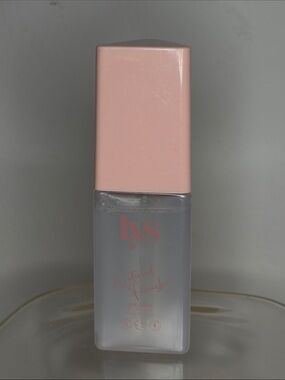 LYS Natural Finish Makeup Setting Spray 14 ml